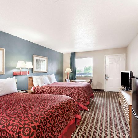 Days Inn By Wyndham Nashville N Opryland/Grand Ole Opry Екстериор снимка