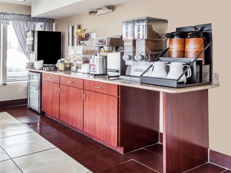 Days Inn By Wyndham Nashville N Opryland/Grand Ole Opry Екстериор снимка